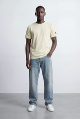 Men’s Small Sleeve Logo Detail Plain T-Shirt