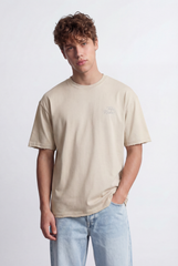 Men’s Raw Edge Finish Chest Script Detail T-Shirt