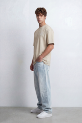 Men’s Raw Edge Finish Chest Script Detail T-Shirt
