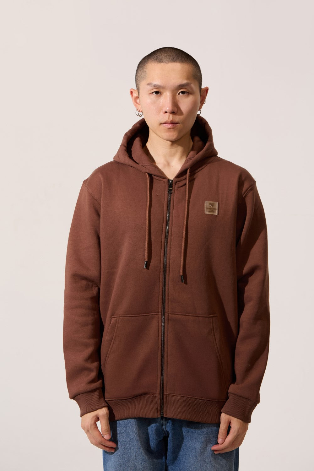 Men’s Full Zip Hoodie in brown with split kangaroo pocket and relaxed fit by tomato store.