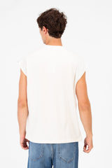 Men’s Metal Rivet Neck Detail Bold Front Graphic Kid T-Shirt