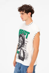 Men’s Metal Rivet Neck Detail Bold Front Graphic Kid T-Shirt