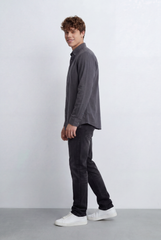 Men's Button Down Shirt With Clean Tailored Slim Fit