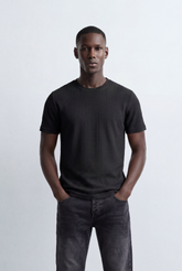 Men’s Structured Knit T-Shirt Grid Texture Surface