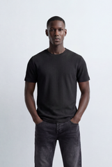 Men’s Structured Knit T-Shirt Grid Texture Surface