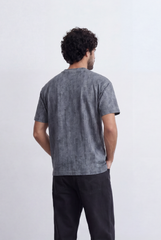 Men’s Textured Print T-Shirt Vertical Pattern Detail