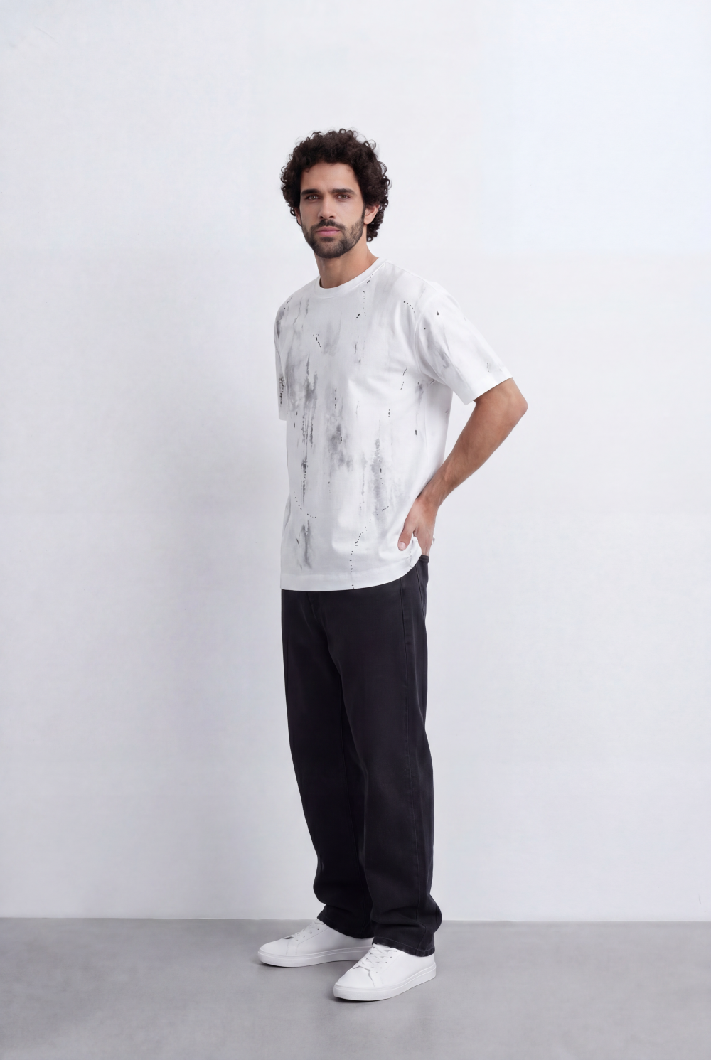 Men’s Abstract Wash T-Shirt Paint Effect Print