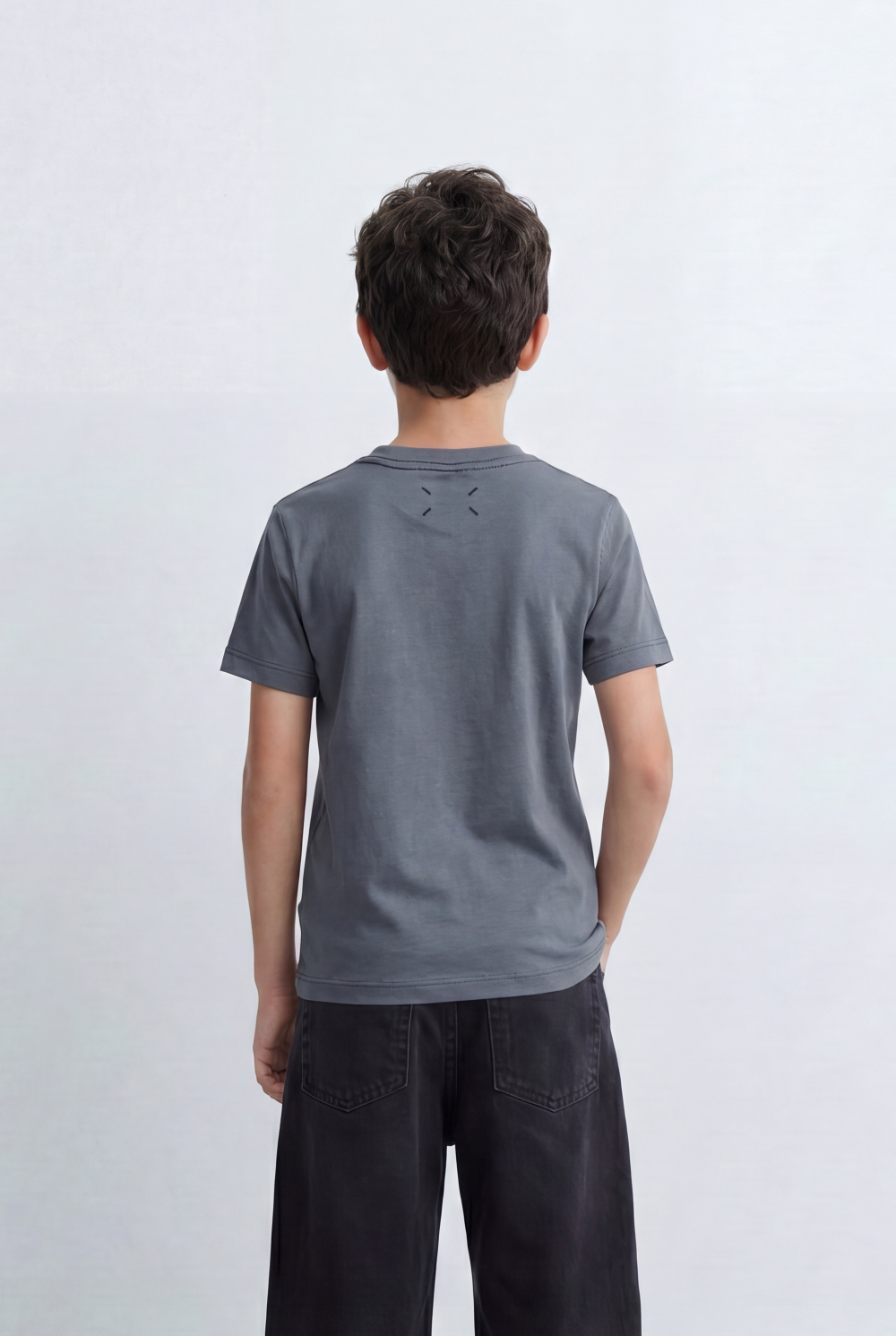 Boy's T-Shirt Shoulder Seam Details