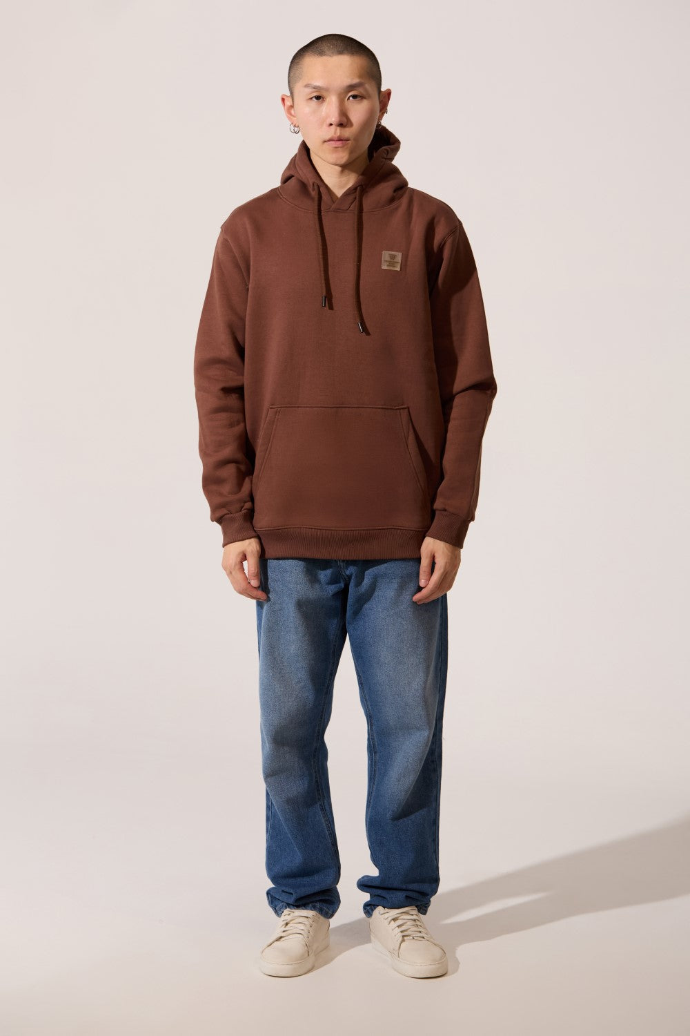 Kangaroo Pocket Slim Fit Basic Men Hoodie