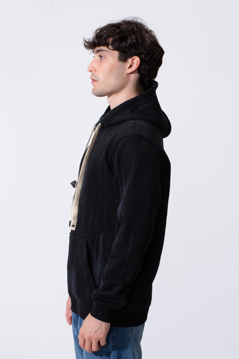 Contrast Drawstrings Slim Fit Men Hoodie