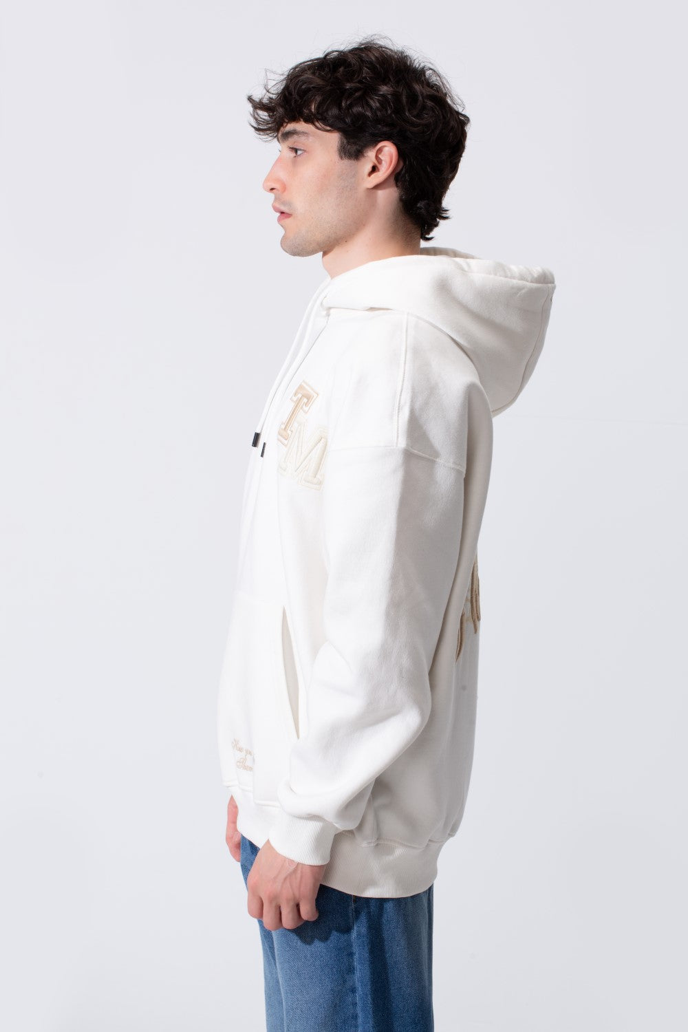 Embroidery Kangaroo Pocket Men Hoodie