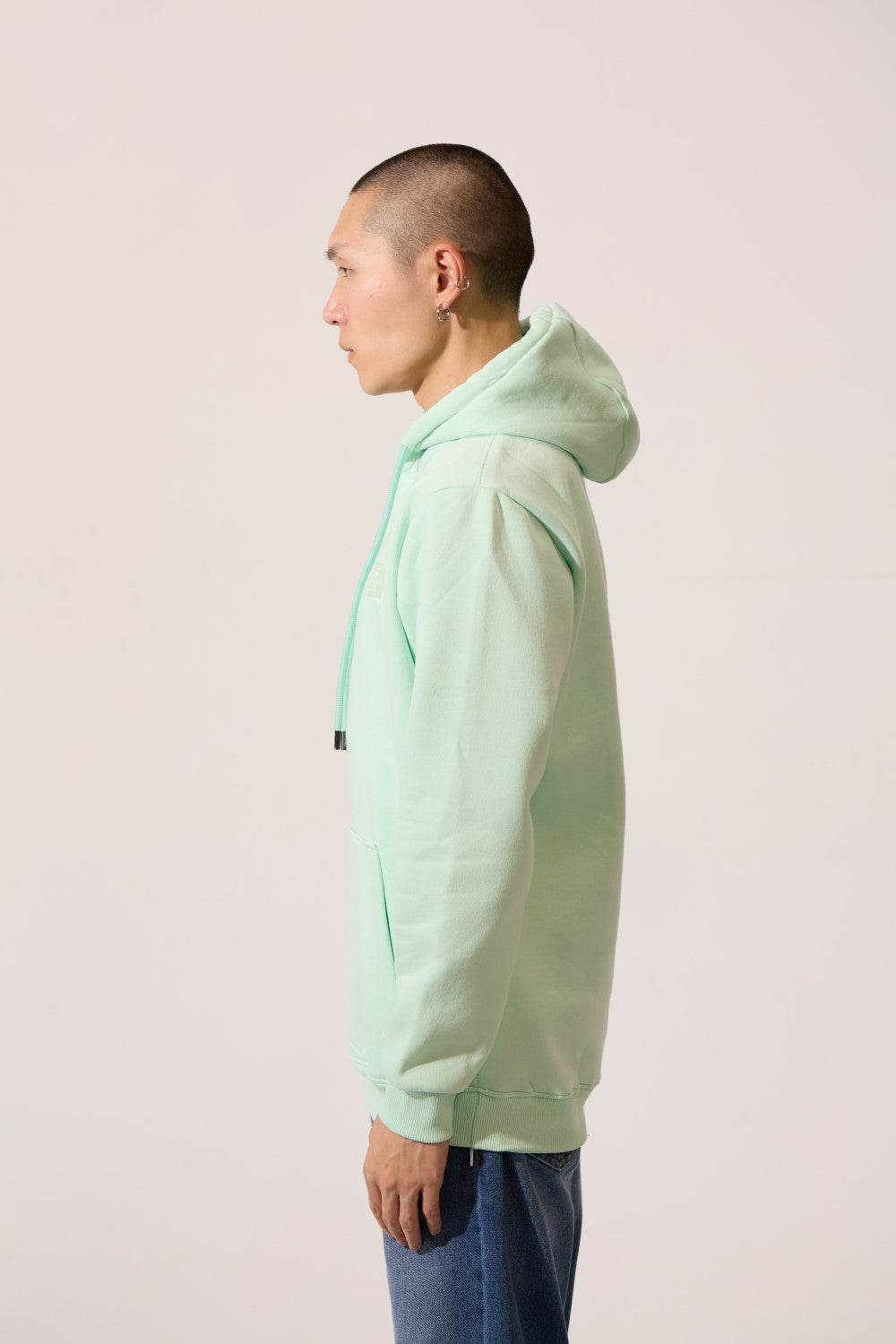 Basic Long Sleeves Slim Fit Men Hoodie