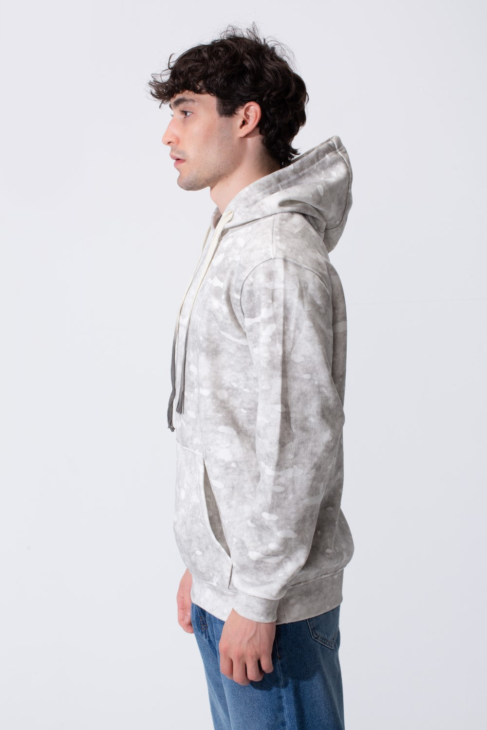 Garment Dyed Men Hoodie Slim Fit