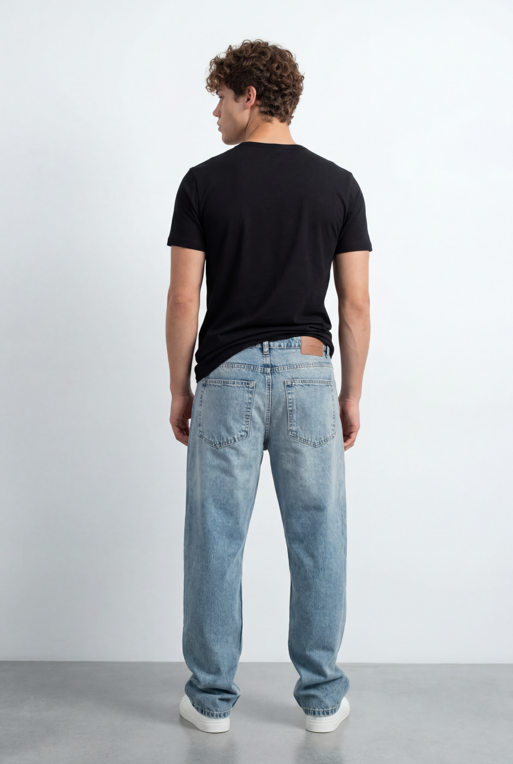 Men’s Core Essential T-Shirt Clean Blank Design