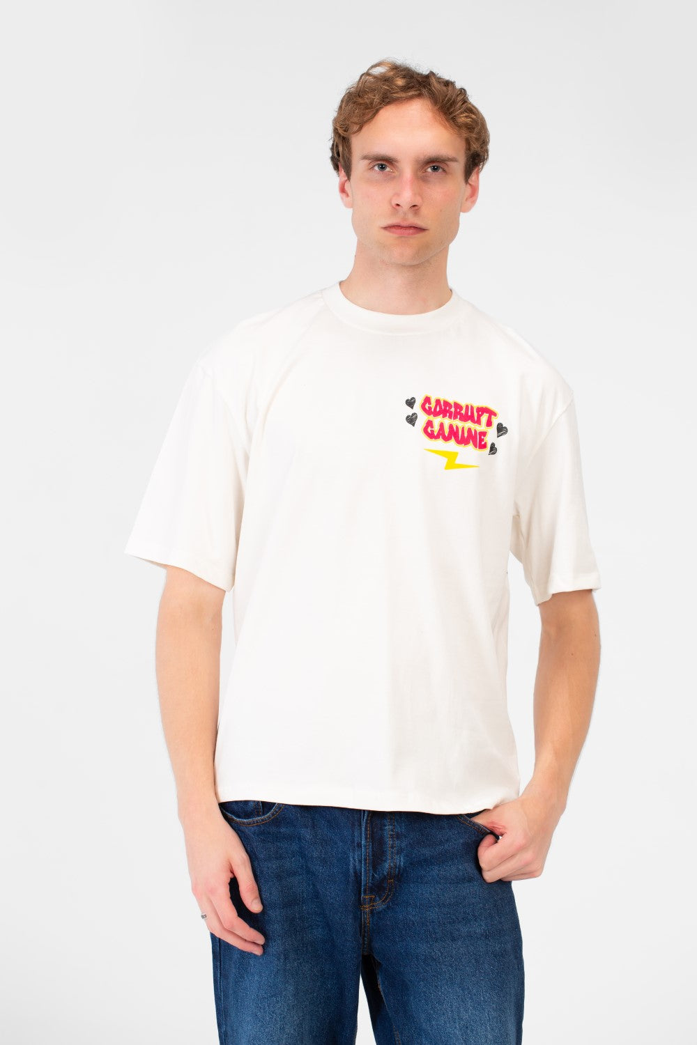 Men’s Tomato Store Back Graphic Tee With Oversized Typography Artwork