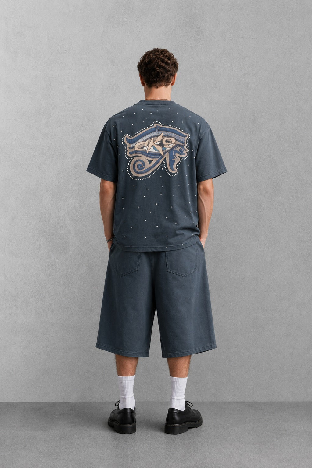 Tomatos Men's Oversized Eye Graphic Tee | Wash T-Shirt