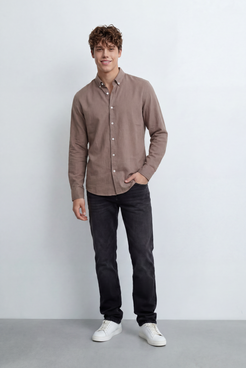 Men's Button Down Shirt With Clean Tailored Slim Fit