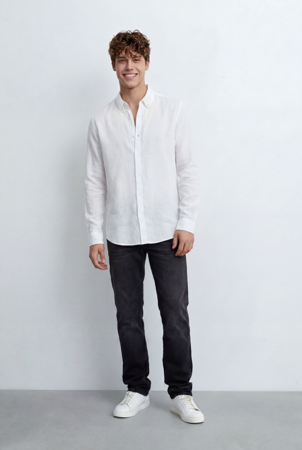 Men's Button Down Shirt With Clean Tailored Slim Fit