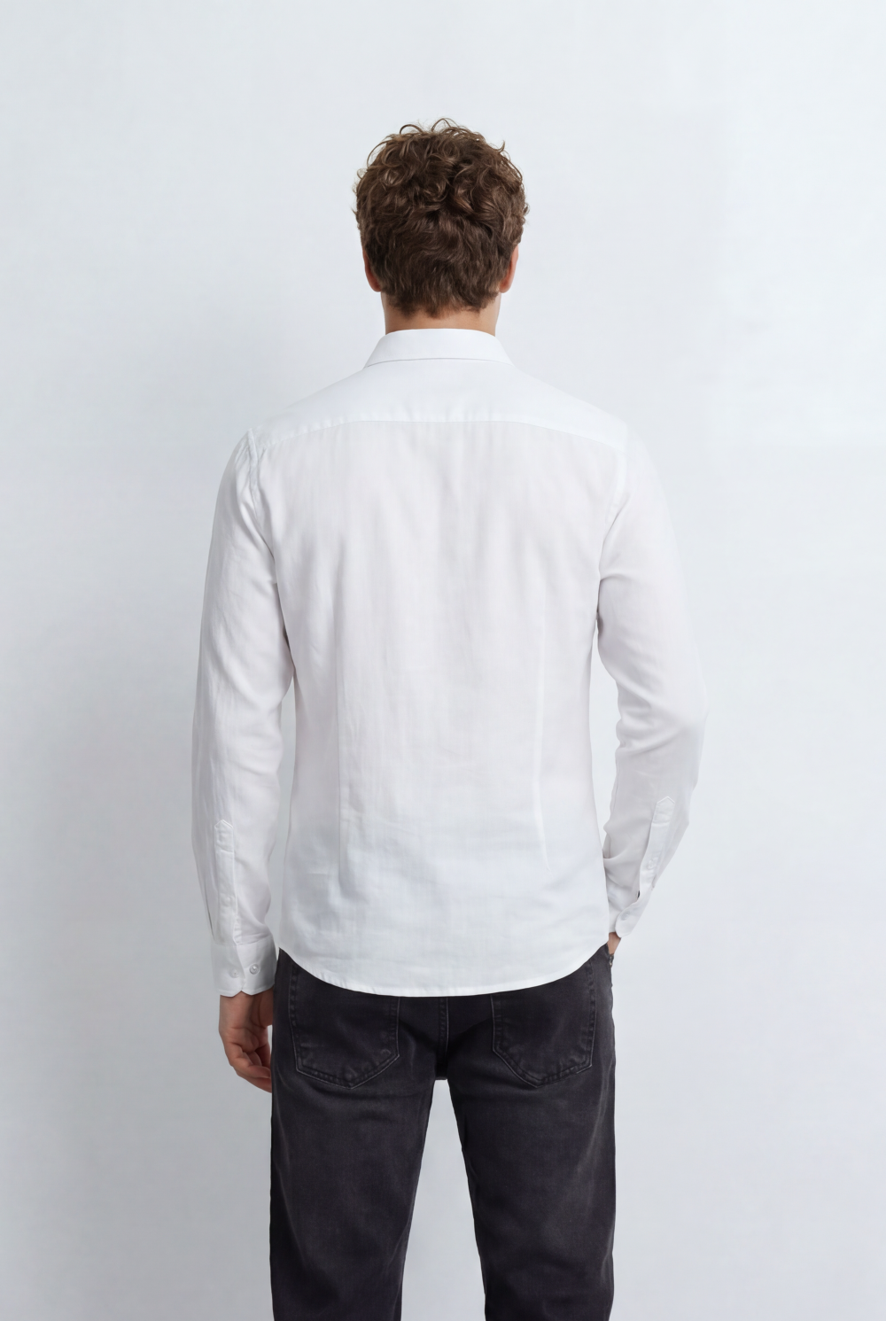 Men's Button Down Shirt With Clean Tailored Slim Fit