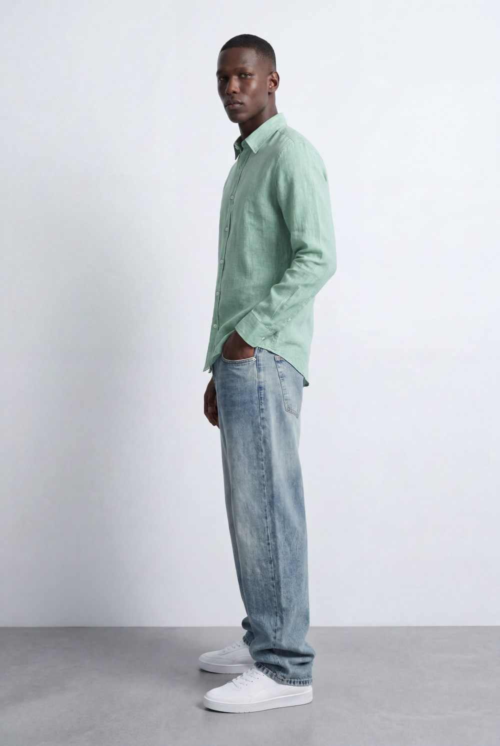 Men’s Tailored Slim Fit Linen Blend Shirt