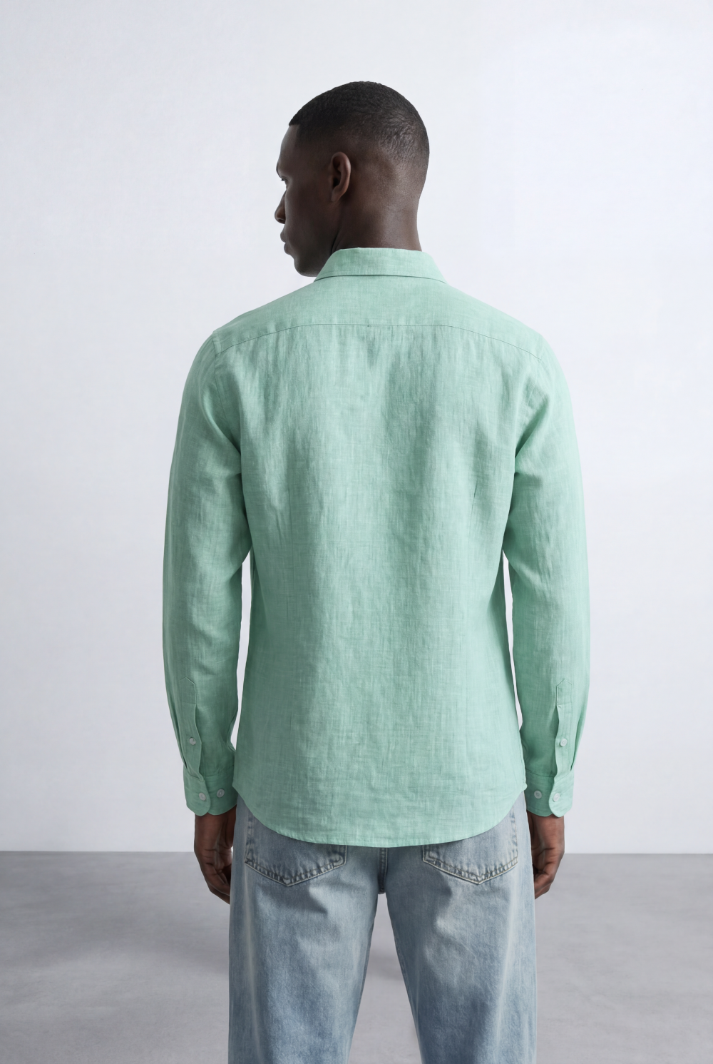 Men’s Tailored Slim Fit Linen Blend Shirt