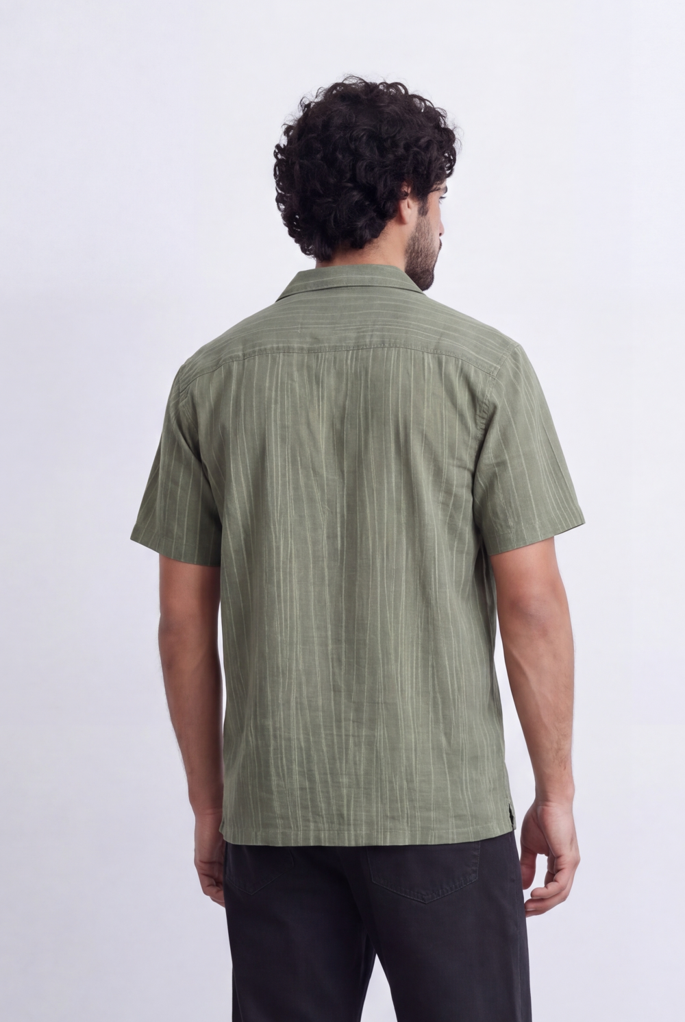 Men’s Resort Collar Shirt Textured Stripe Detail