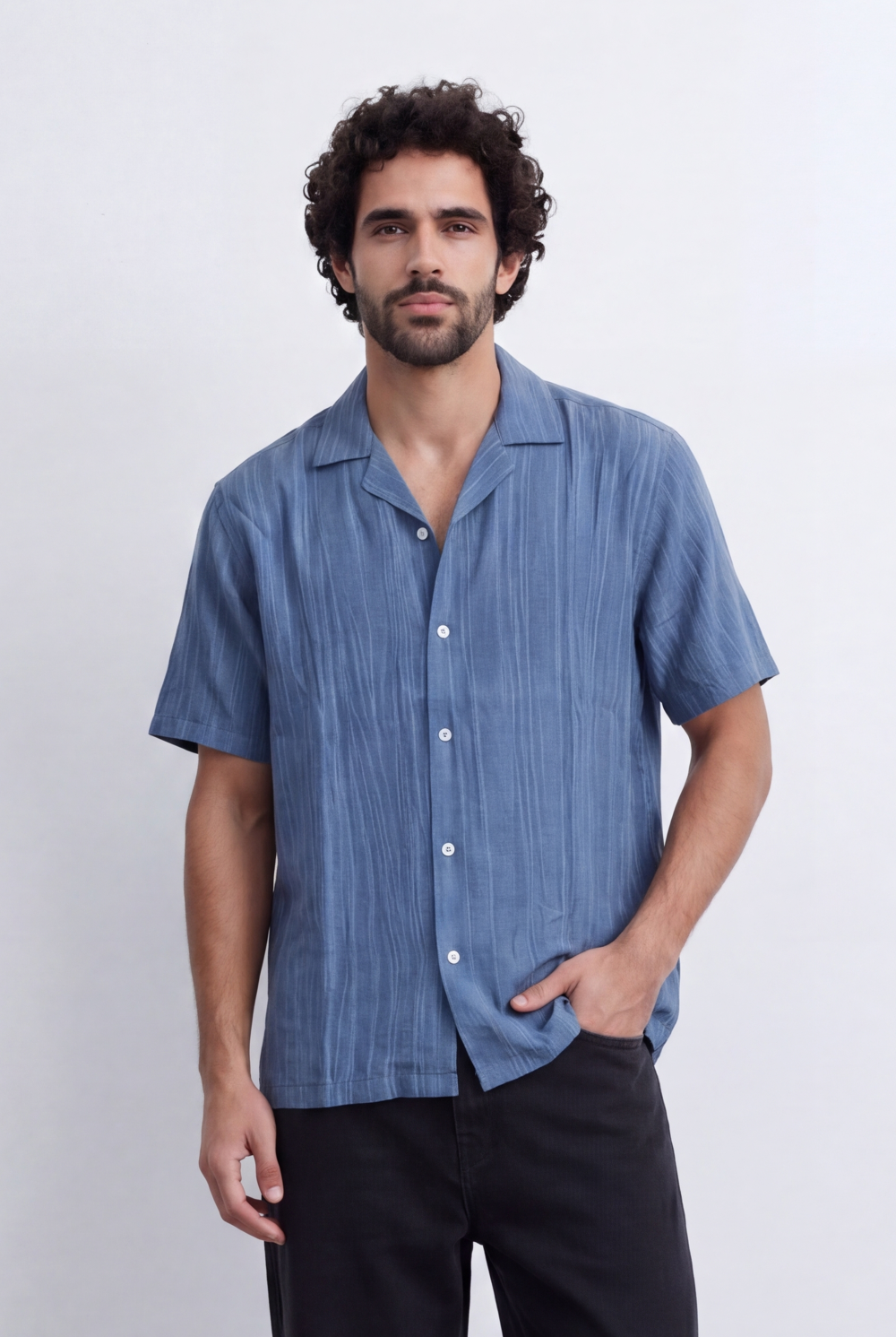 Men’s Resort Collar Shirt Textured Stripe Detail