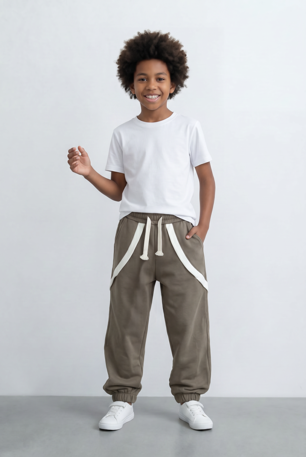 Boy's Contrast Panel Detail Jogger Pants Oversize