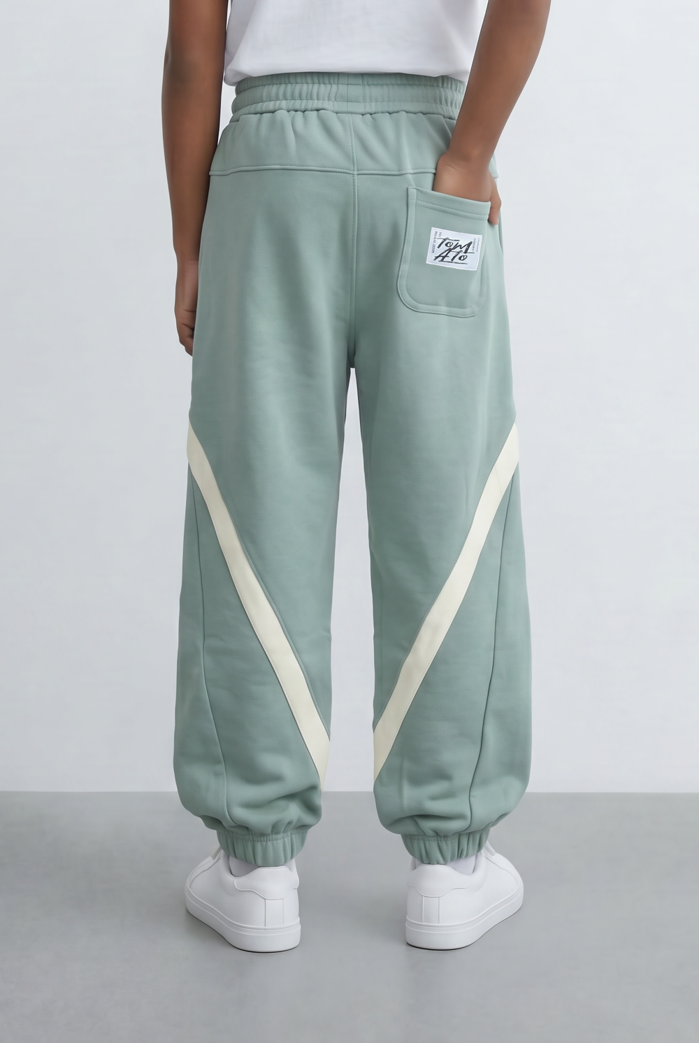 Boy's Contrast Panel Detail Jogger Pants Oversize