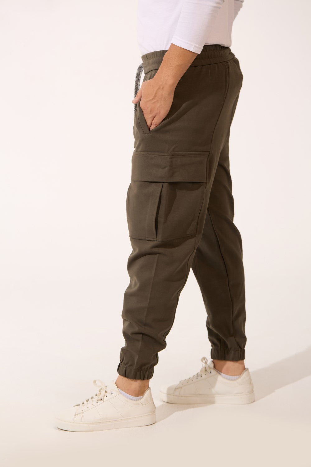 Men’s Utility Cargo Flap Pockets Fleece Sweatpants