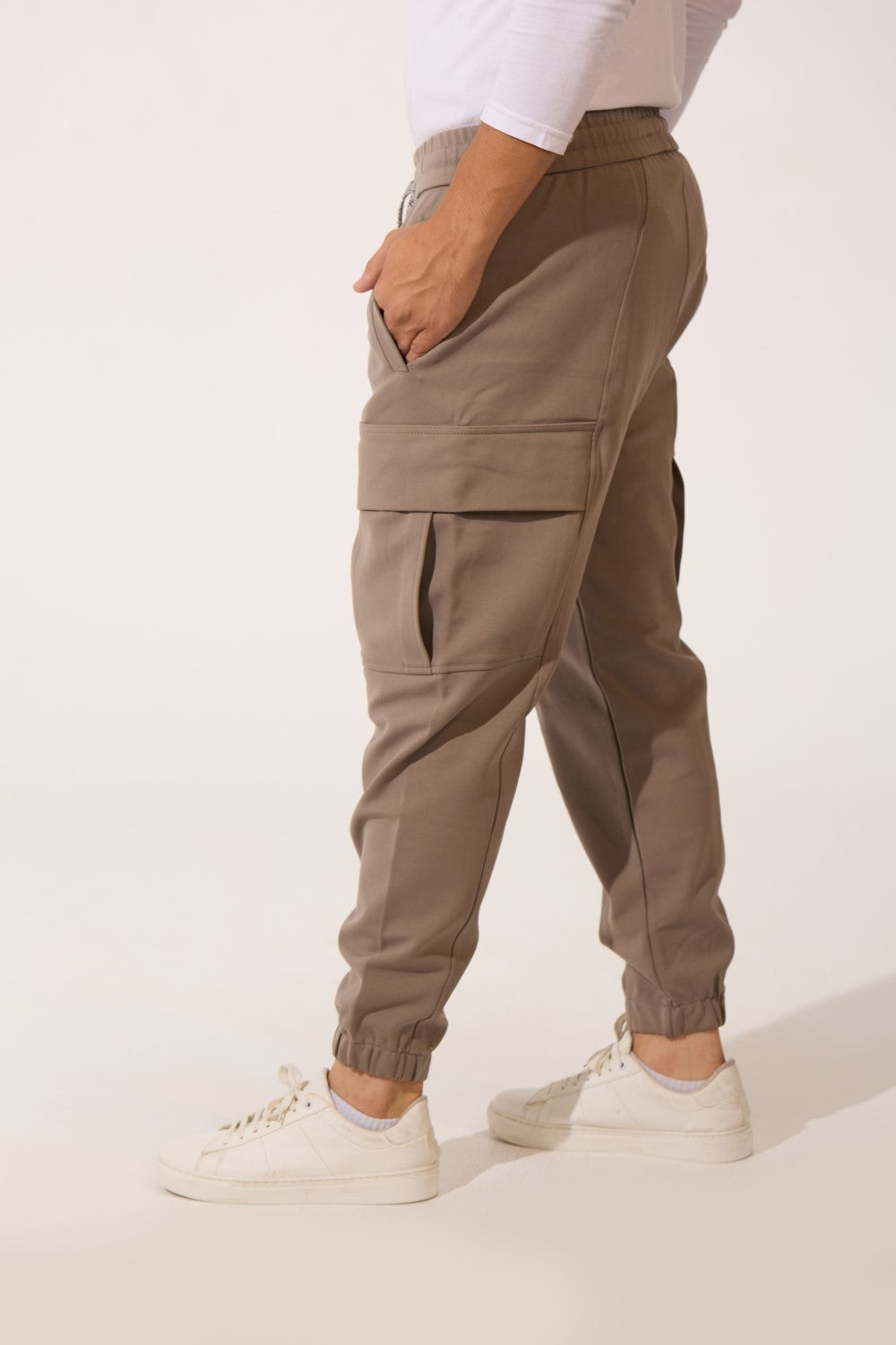 Men’s Utility Cargo Flap Pockets Fleece Sweatpants