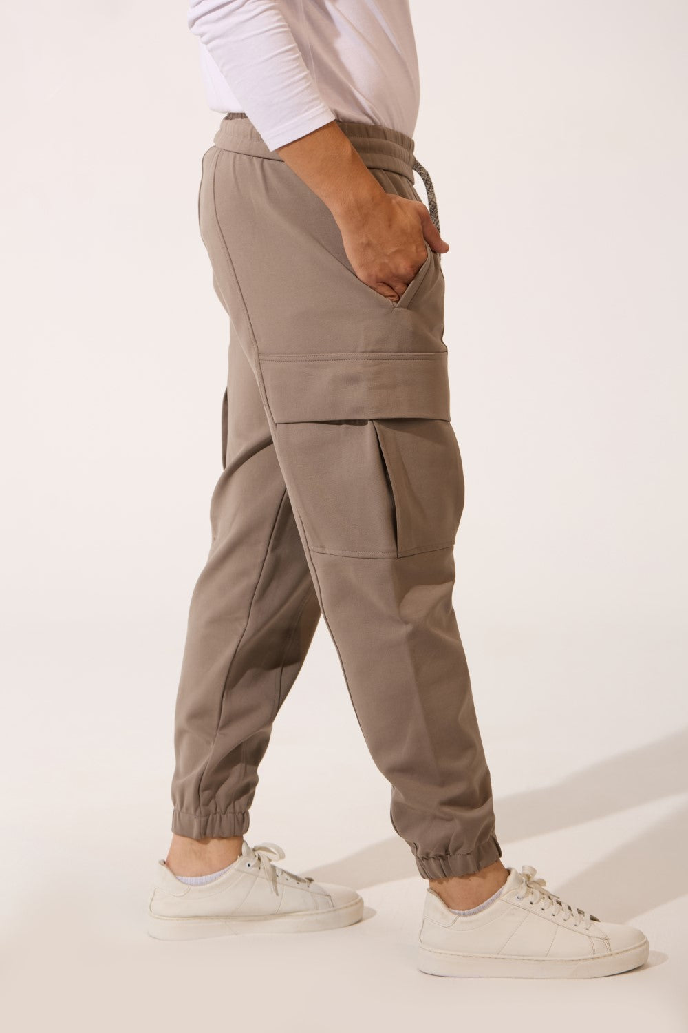 Men’s Utility Cargo Flap Pockets Fleece Sweatpants