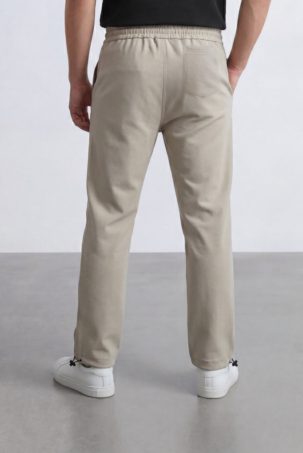 Men’s Oversize Sweatpants Embossed Side Logo