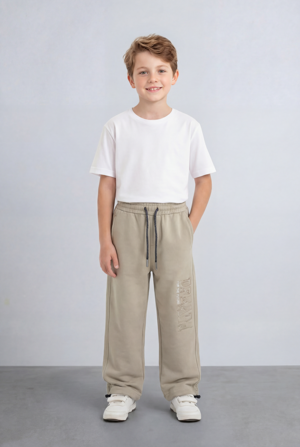 Boy's Oversize Sweatpants Embossed Side Logo