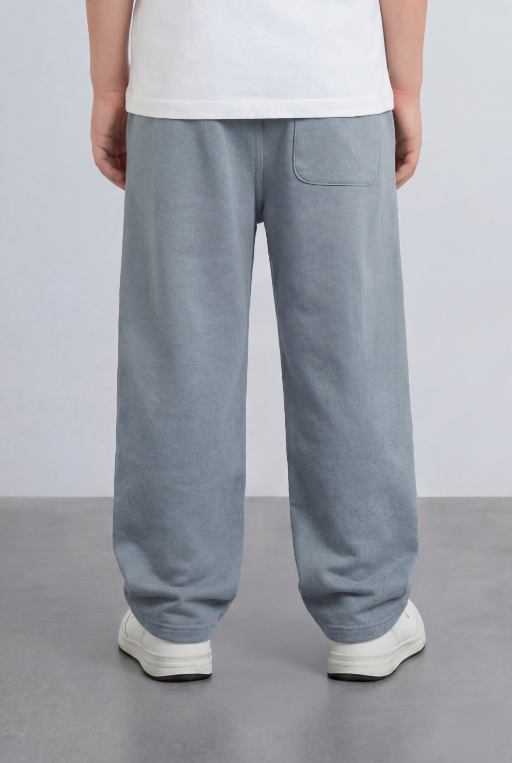 Boy's Oversize Sweatpants Embossed Side Logo