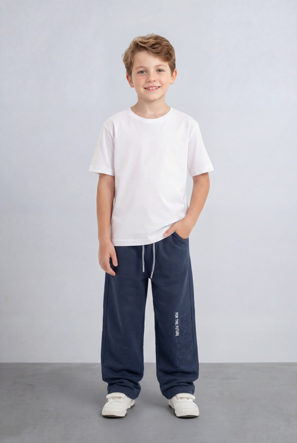 Boy's Oversize Sweatpants Embossed Side Logo