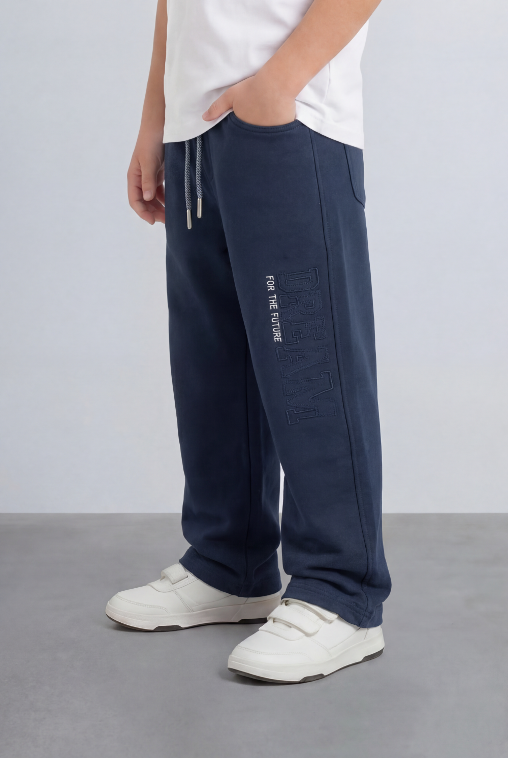 Boy's Oversize Sweatpants Embossed Side Logo