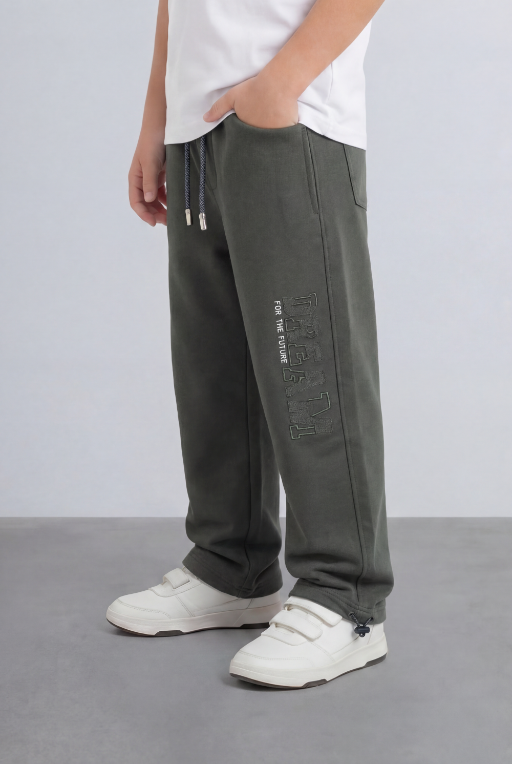 Boy's Oversize Sweatpants Embossed Side Logo