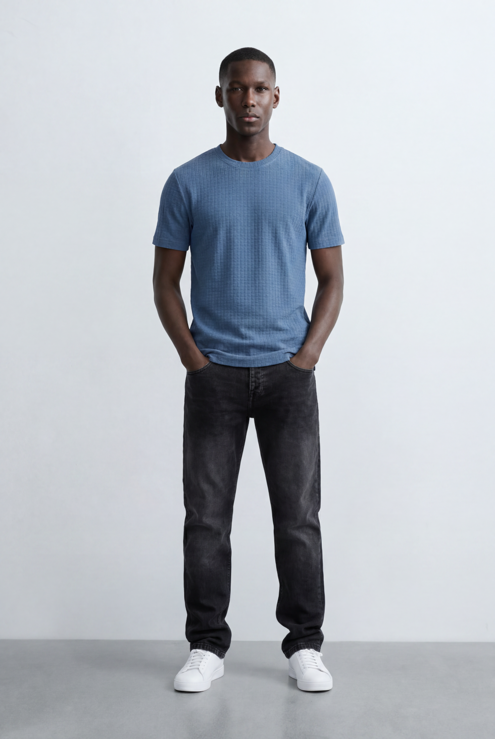 Men’s Structured Knit T-Shirt Grid Texture Surface