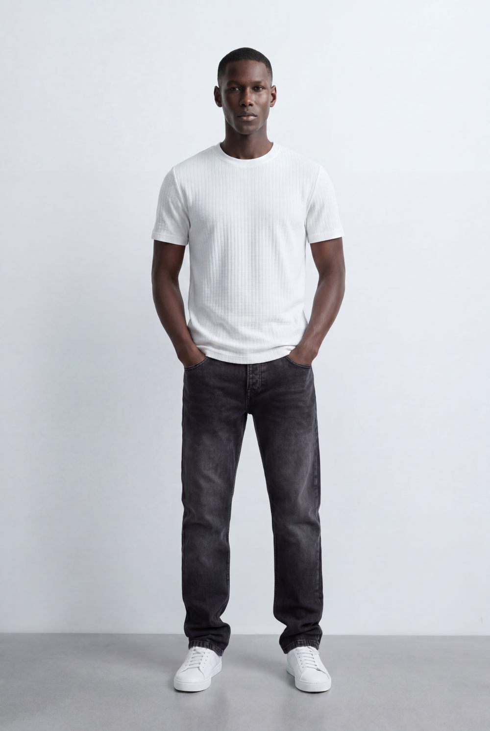 Men’s Structured Knit T-Shirt Grid Texture Surface