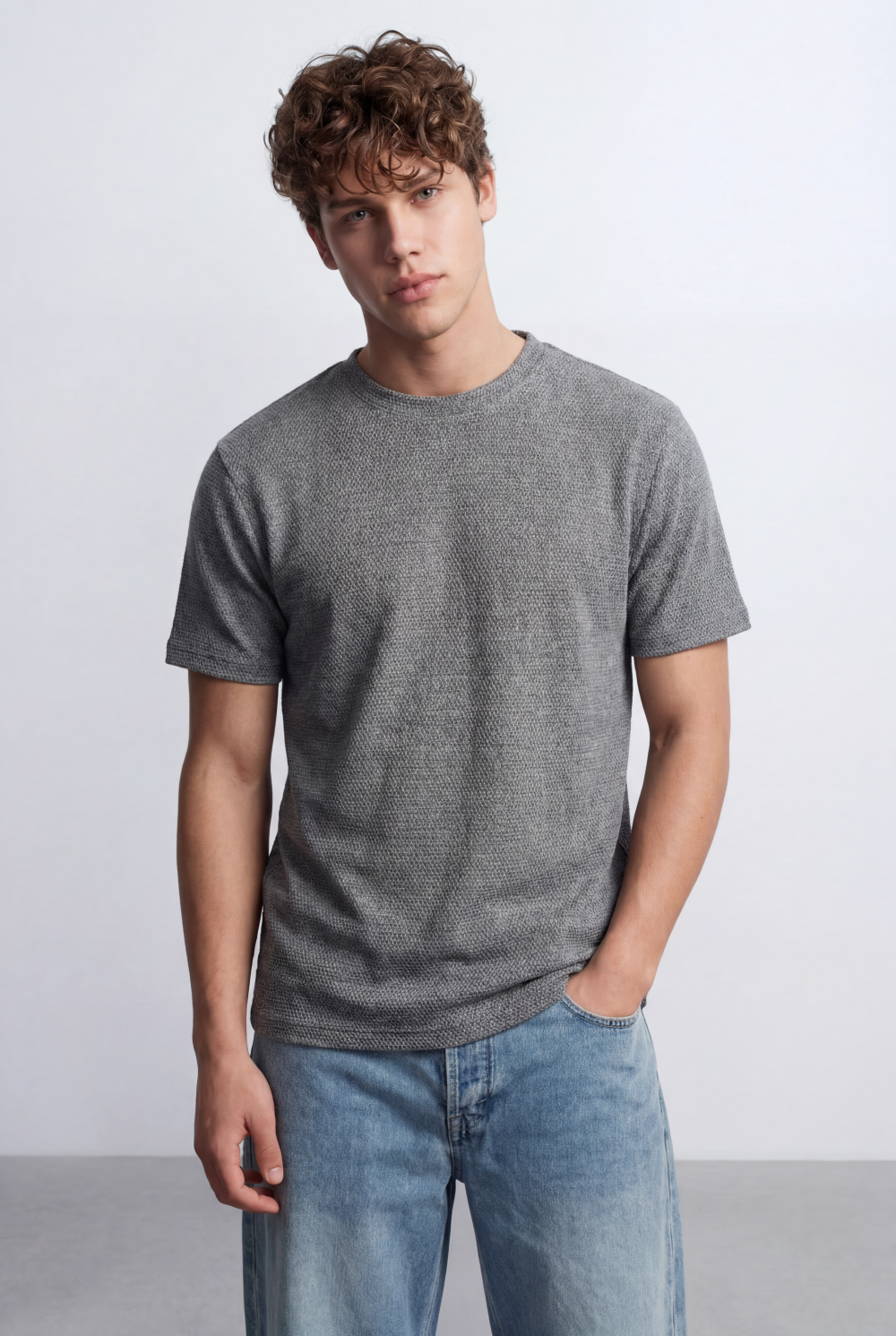 Men’s Micro Knit Surface Detail Versatile Slim Fit T-Shirt