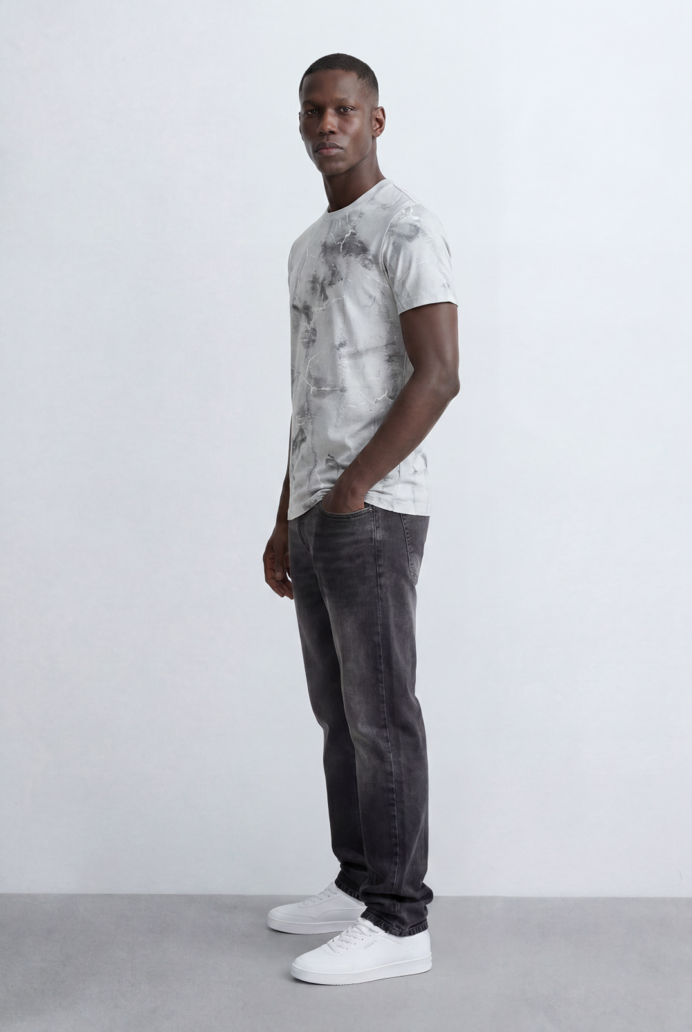 Men’s Acid Wash T-Shirt Crack Texture Print  Slim Fit