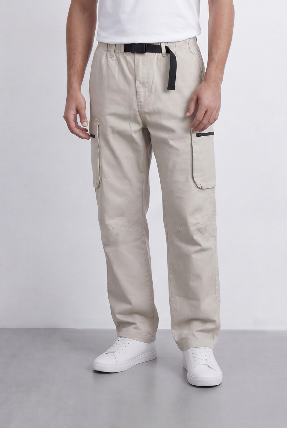 Men’s Utility Cargo Pants Adjustable Belt Zip Pocket Detail