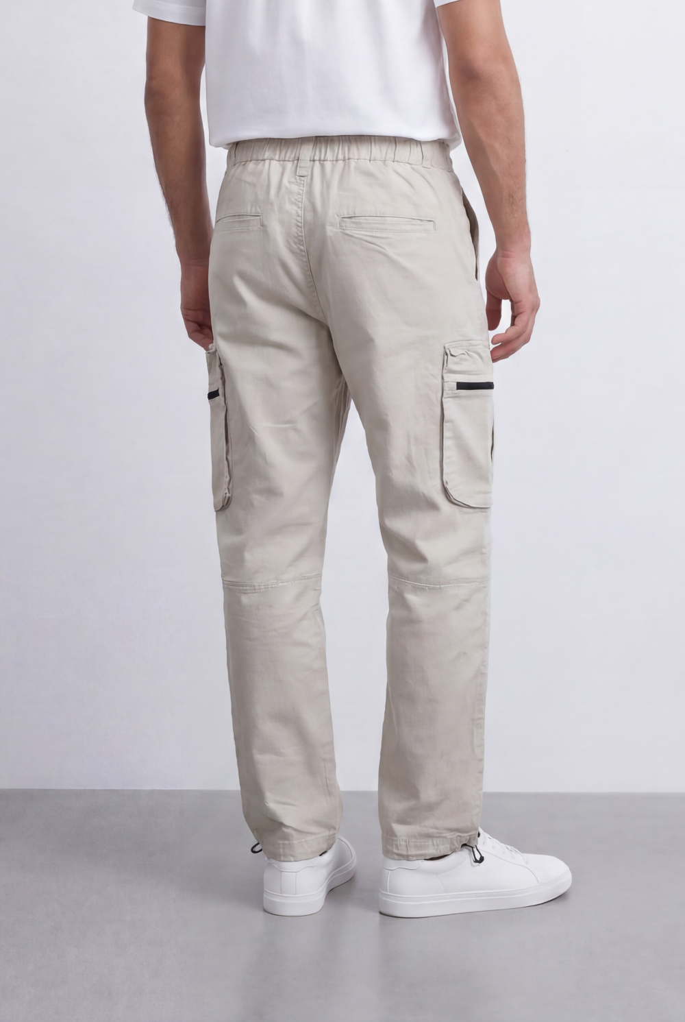 Men’s Utility Cargo Pants Adjustable Belt Zip Pocket Detail