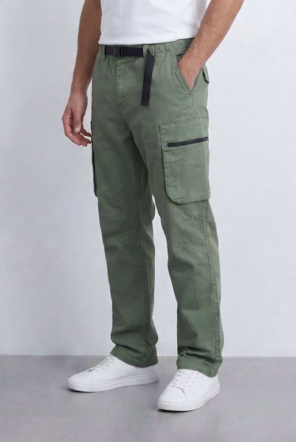 Men’s Utility Cargo Pants Adjustable Belt Zip Pocket Detail