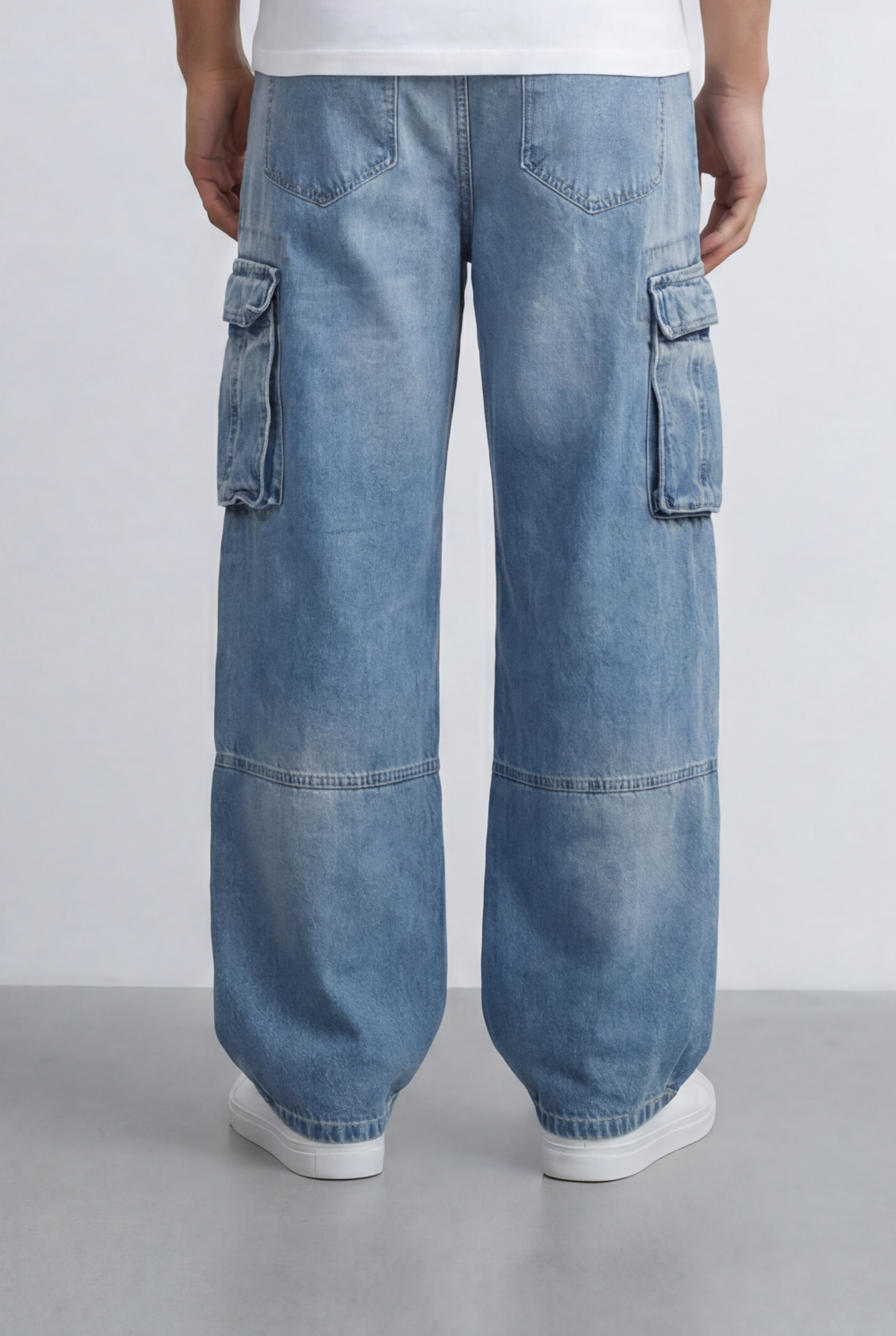 Men's Cargo Jeans Utility Pocket Details Pants