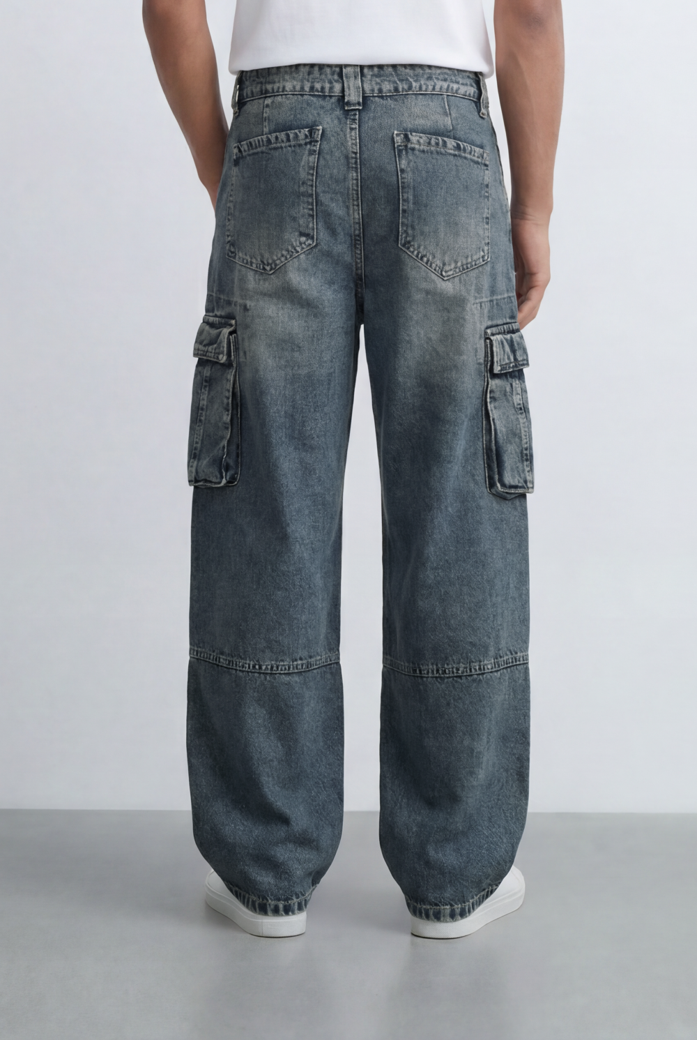 Men's Cargo Jeans Utility Pocket Details Pants