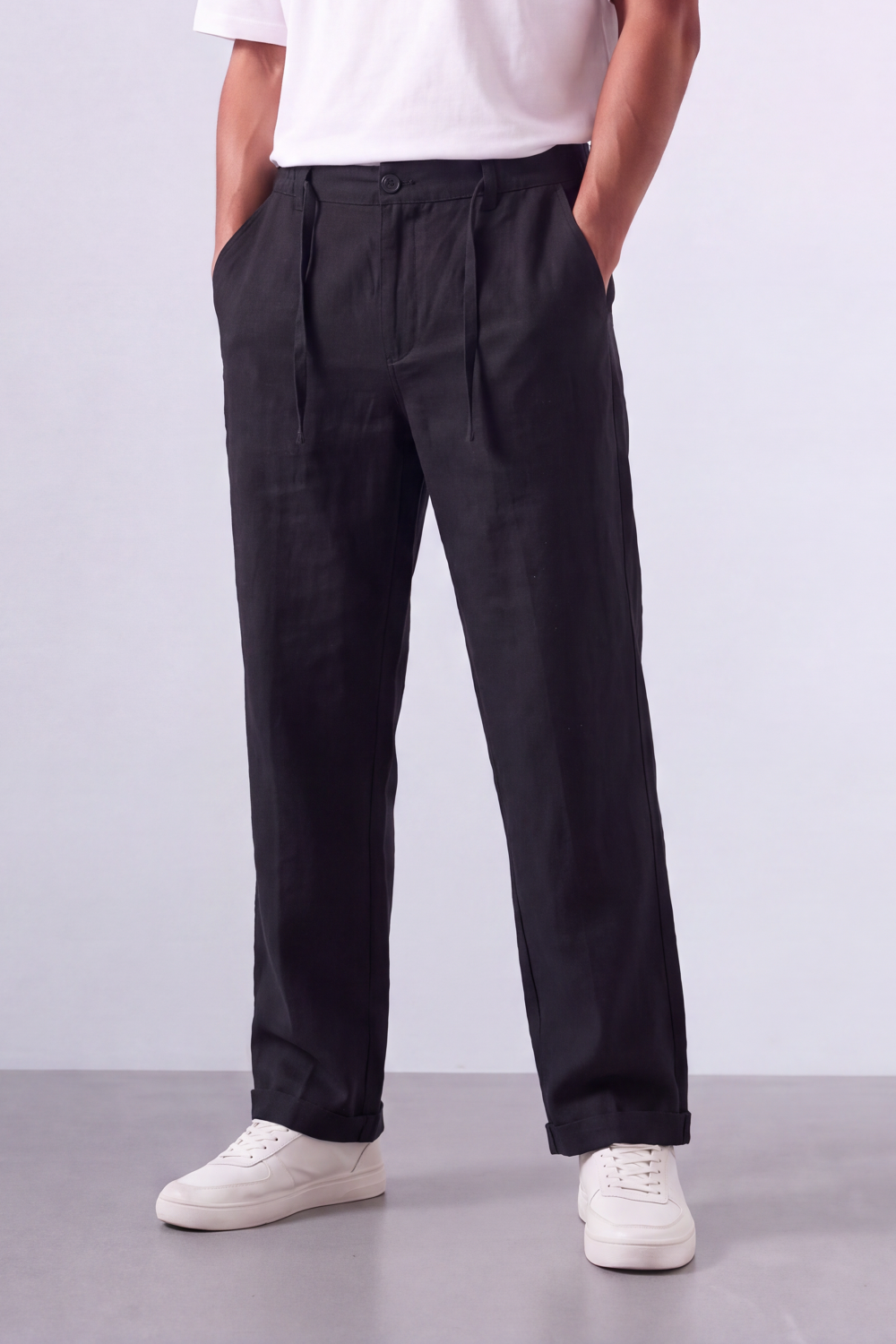 Tomatos Men's Pleated Linen Trousers with Integrated Belt