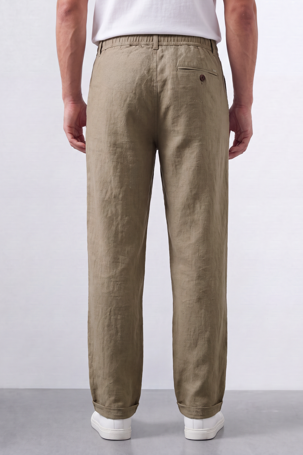Tomatos Men's Pleated Linen Trousers with Integrated Belt
