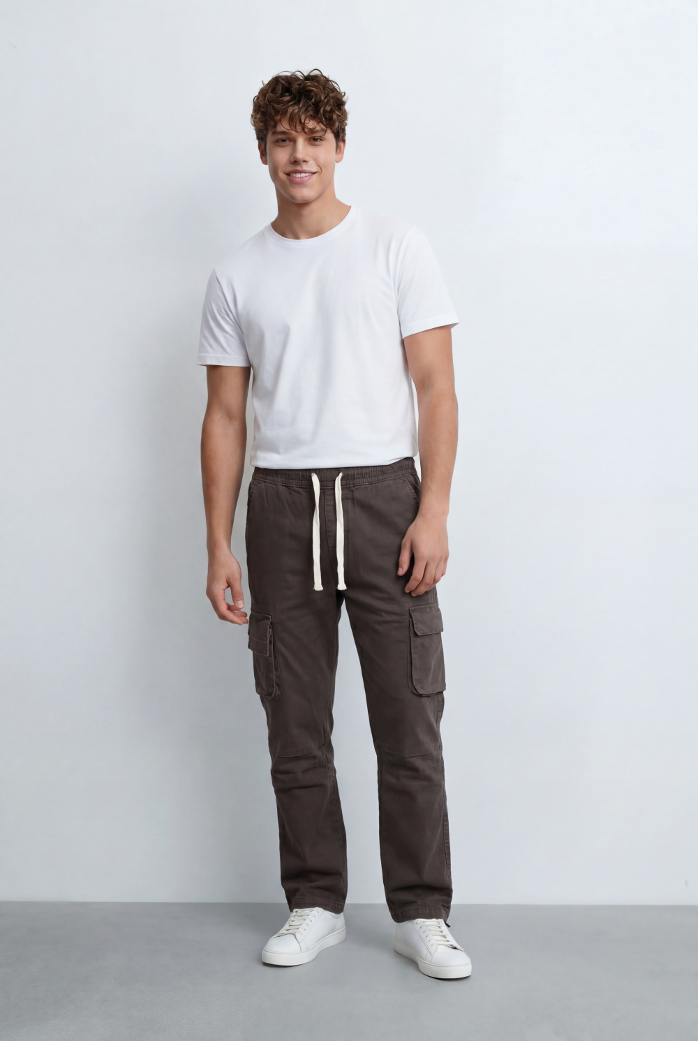 Men’s Cargo Pants Featuring Utility Side Pockets